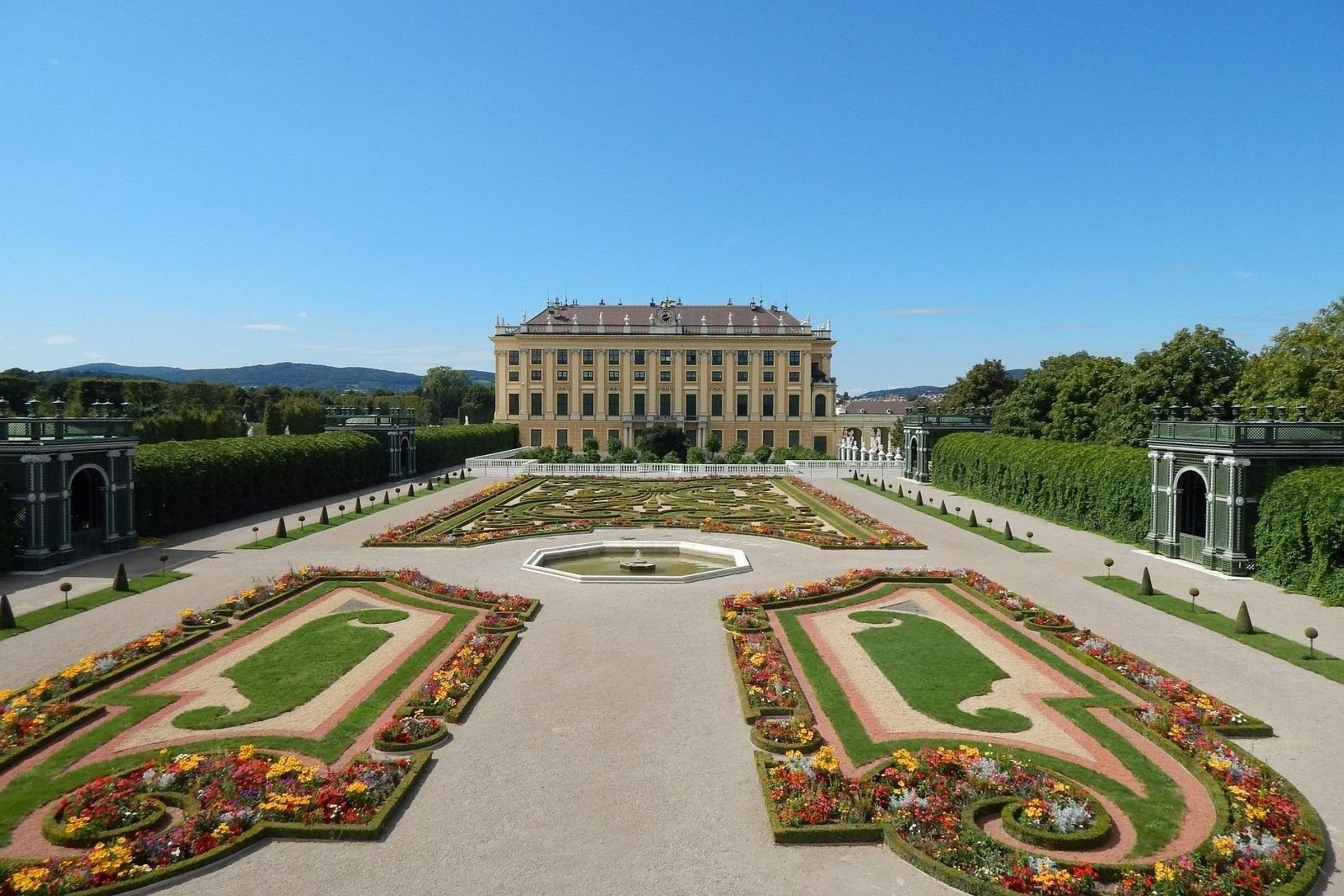 The Imperial Danube Triangle: 8-Day Vienna, Budapest & Bratislava Rail Tour